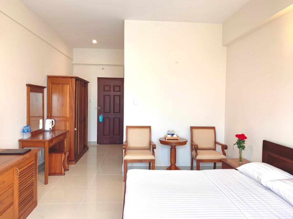 Tan Son Nhat 2 Hotel Хошимин Экстерьер фото
